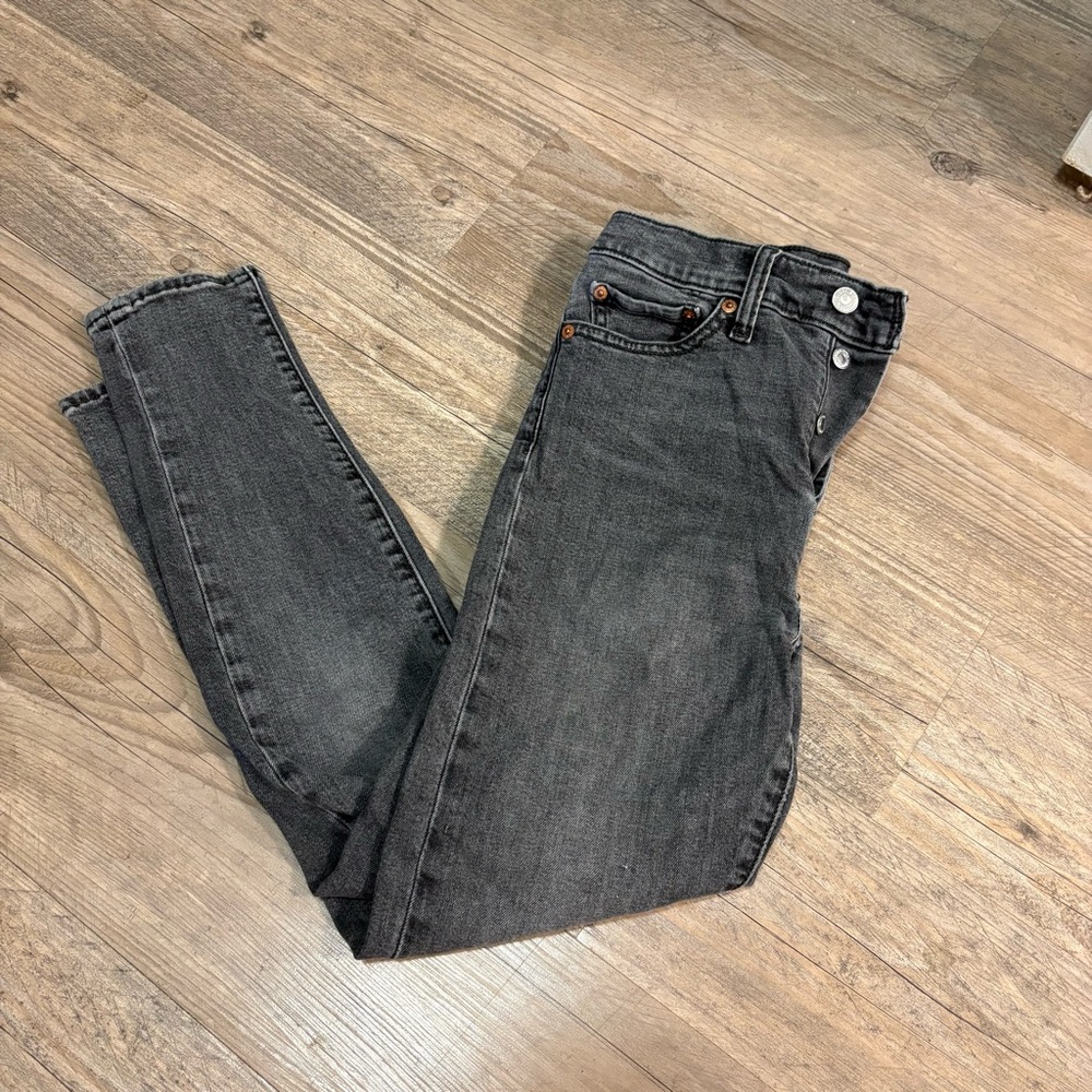 Levi’s Black Wash Wedge Skinny Jeans